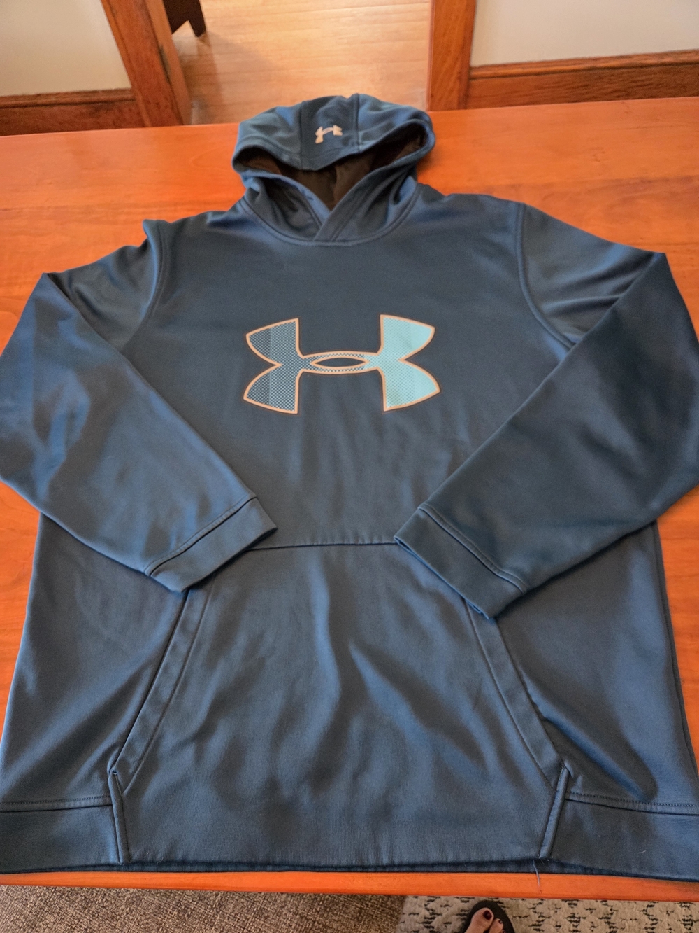 Under Armour Men's Blue Logo Hooddie